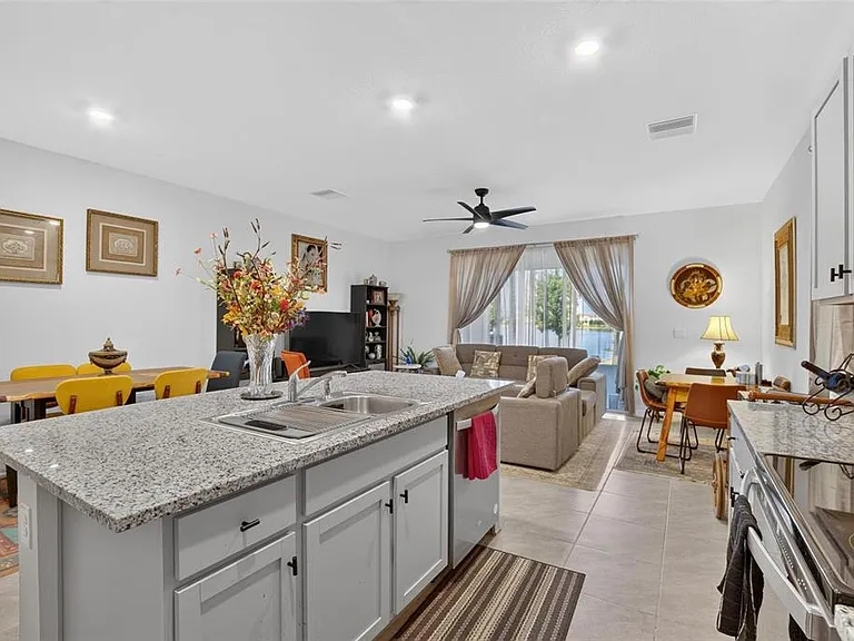 331 Mangrove Shade Cir — Photo 8