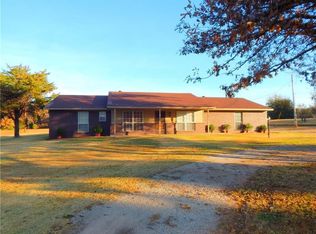 42506 Stout Dr, Tecumseh, OK 74873