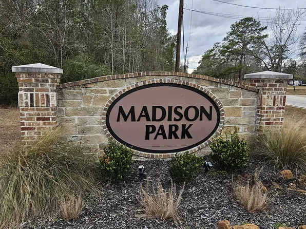 7100 Keith Rd, Lumberton, TX 77657