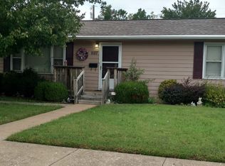 1107 Dover Dr, Salina, KS 67401