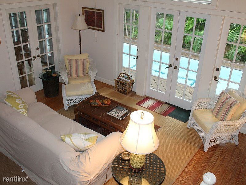 Verandah - Old Town - living room3