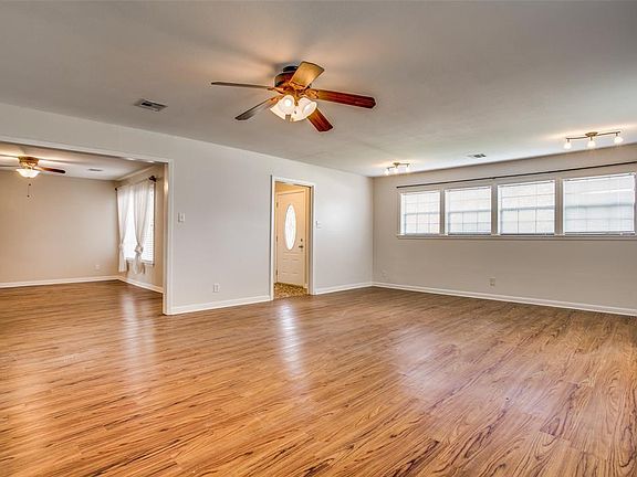 5th image of 2409 Bayou Dr