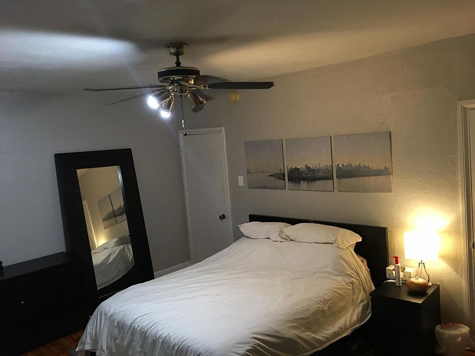 Primary Bedroom with Walking Closet