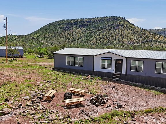 2nd image of 107 Colleen Canyon Trl