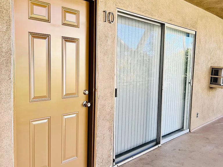405 N Marengo Ave #9 — Photo 24