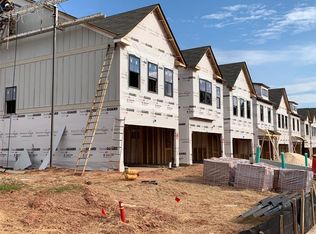 65 S Auburn Lndg #386, Auburn, GA 30011