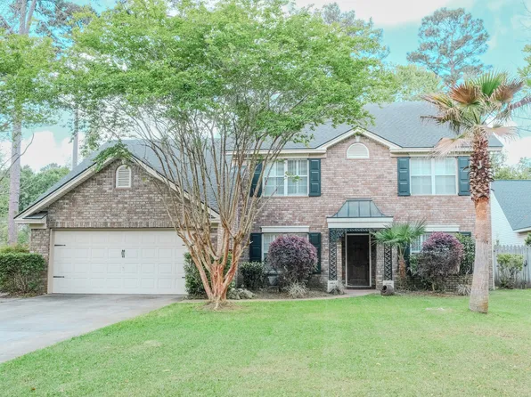 82 Golden Grove Ln, Richmond Hill, GA 31324