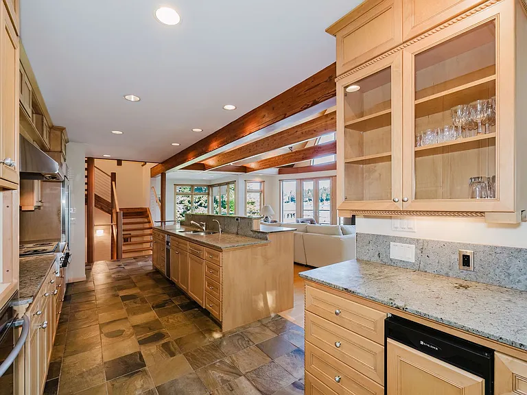 15000 Sivertson Rd NE — Photo 14
