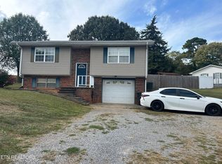 235 Oak Grove Rd, Madisonville, TN 37354