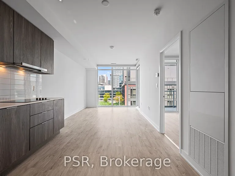 576 Front St W #1220 — Photo 1