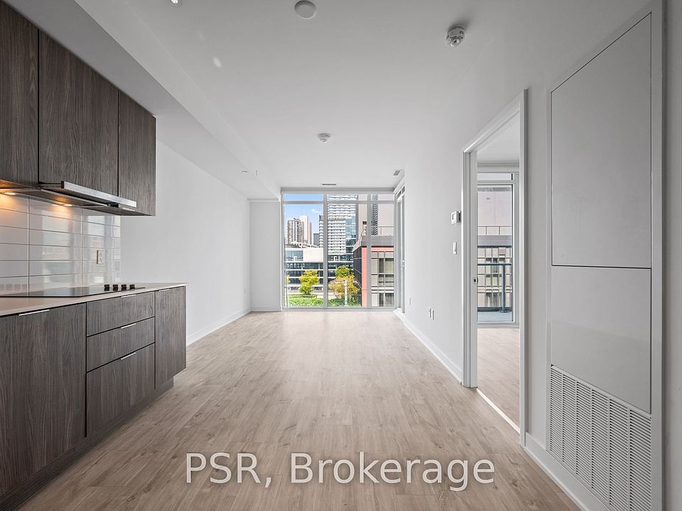 1st image of 576 Front St W #1220