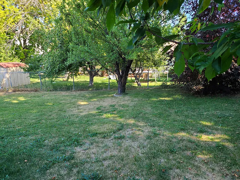 1555 E Antelope Dr — Photo 5