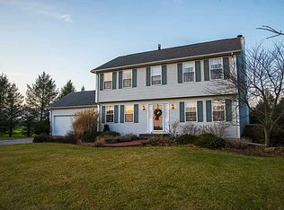 617 Indian Corner Rd, North Kingstown, RI 02852