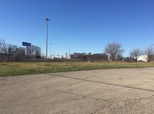 3250 Williams Blvd SW, Cedar Rapids, IA 52404