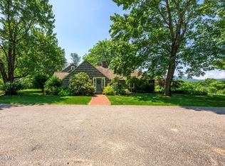 411 E New Lenox Rd, Pittsfield, MA 01201