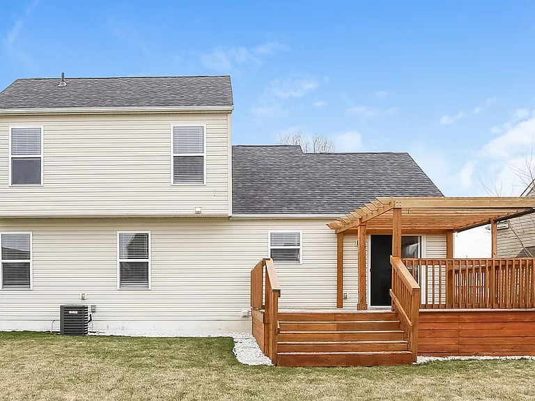 1955 Bay Port Dr — Photo 17