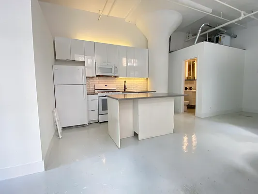 Rented by Owen C Wright, LREB | media 25