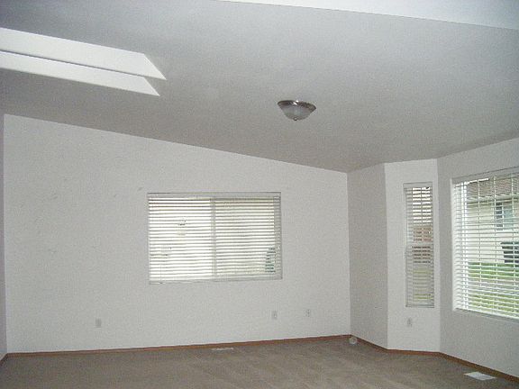 2nd image of 6349 Onyx Ct SE