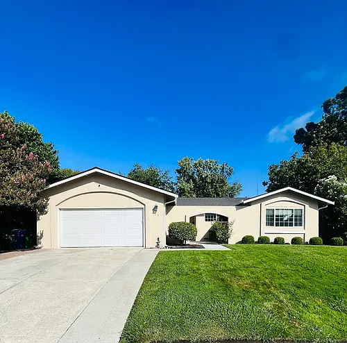 2819 Yarmouth Way Photo 1