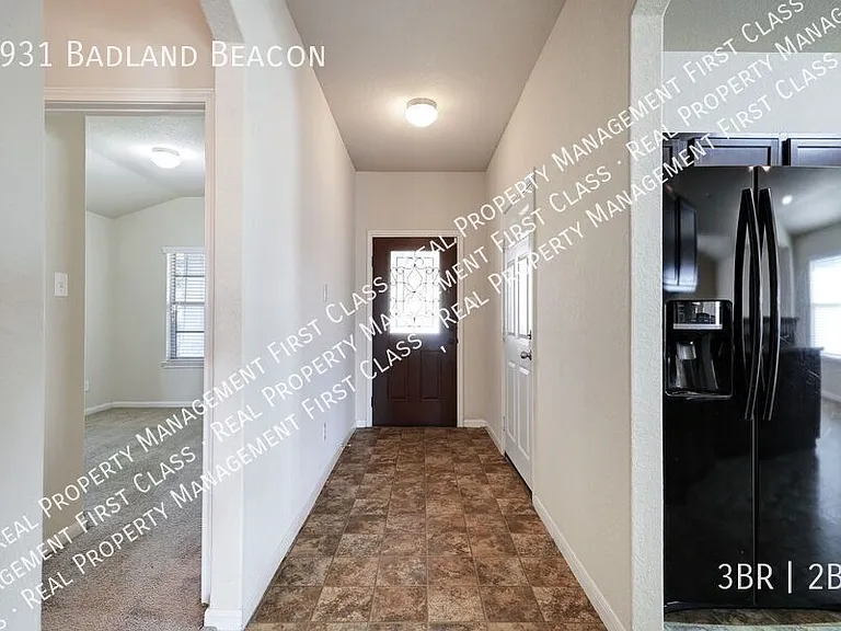 4931 Badland Beacon — Photo 3