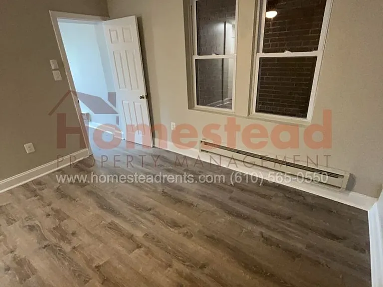 900 Market St — Photo 11