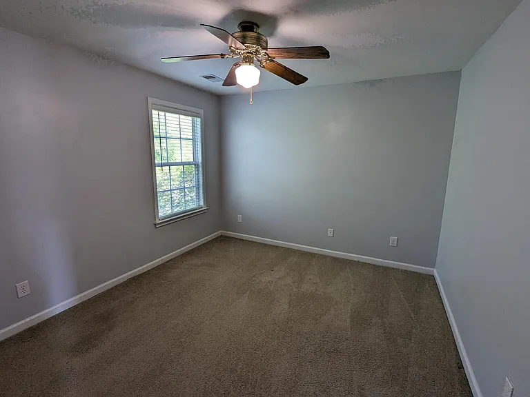 12 Lake Valley Ct — Photo 20