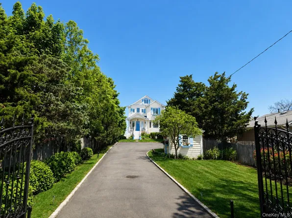 136 Asharoken Avenue, Northport, NY 11768