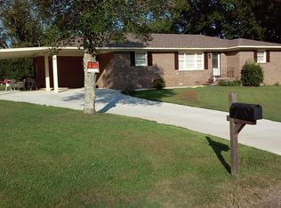 752 Cox Ave, Holly Springs, MS 38635