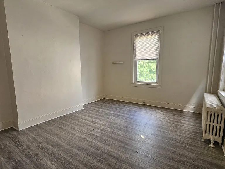4023 Locust St #2 — Photo 11
