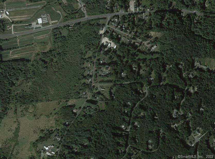 2nd image of 14 Lair Rd