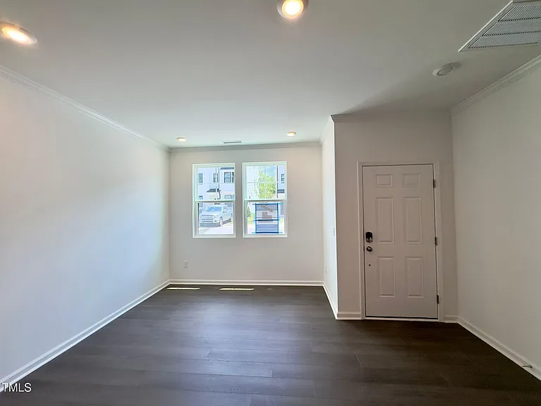 1529 Crescent Townes Way — Photo 5