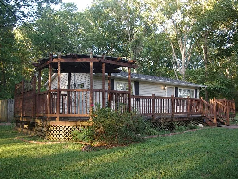 2110 Kidd Rd — Photo 2