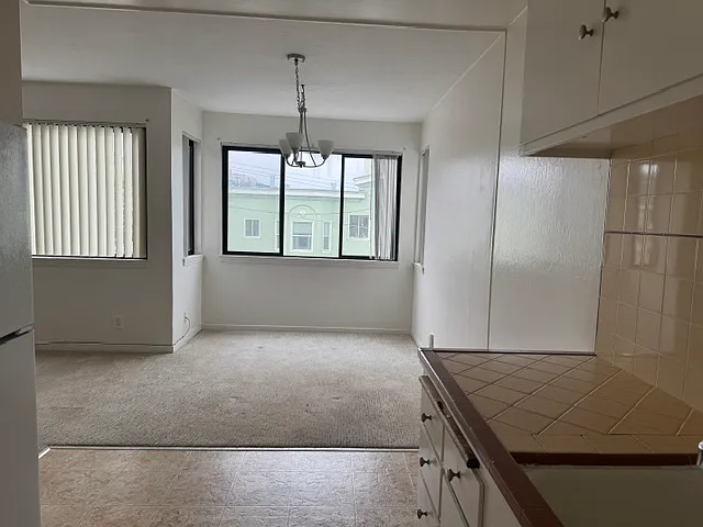 550 Kirkham St #6 — Photo 1