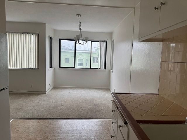 1st image of 550 Kirkham St APT 6