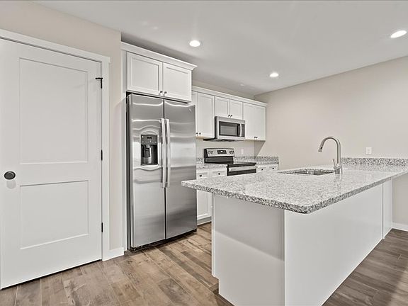 5th image of 7128 Thunder Valley Dr APT 7