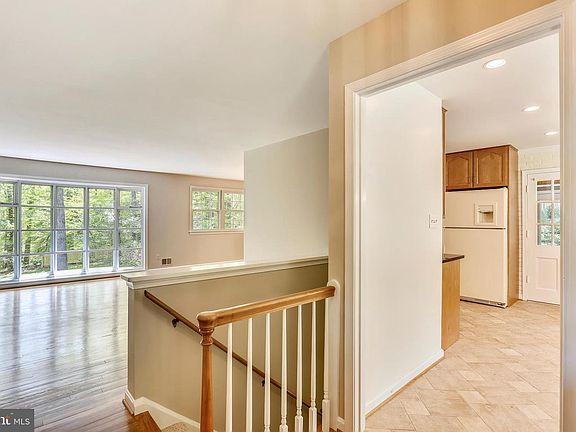4th image of 11401 Stonewood Ln