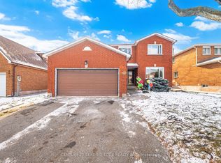 260 Old Orchard Cir, Oakville, ON L6H 4N7