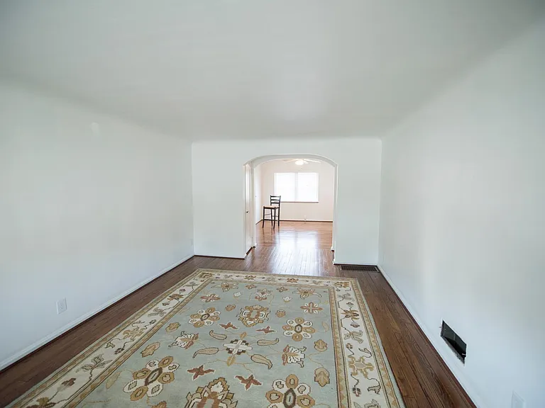 2548 Losantiville Ave #1 — Photo 7