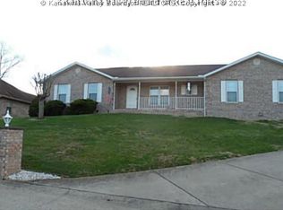 210 Sun Valley Ests, Scott Depot, WV 25560