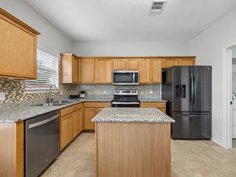 13504 Richard Nixon St — Photo 9