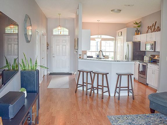 5th image of 12653 Mint Springs Ct