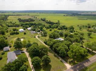 9020 SE Berryton Rd, Berryton, KS 66409