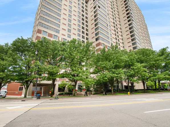 69 Campau Cir NW #2208, Grand Rapids, MI 49503