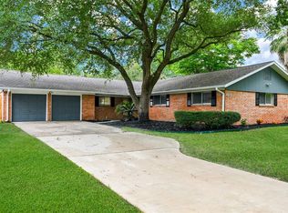 5730 Valkeith Dr, Houston, TX 77096
