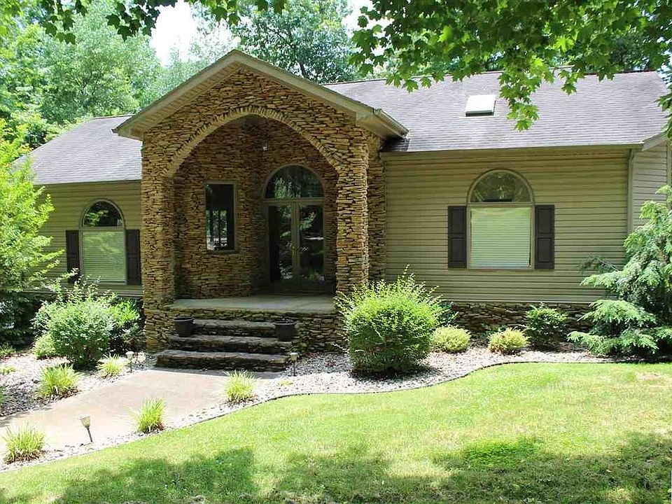 1st image of 134 Riverwood Dr