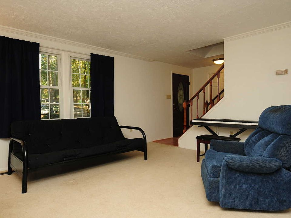 1st image of 8135 Raphiel Ct