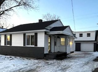 1335 Allen St, Burton, MI 48529