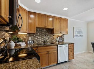 1431 Bel Air Dr APT D, Concord, CA 94521