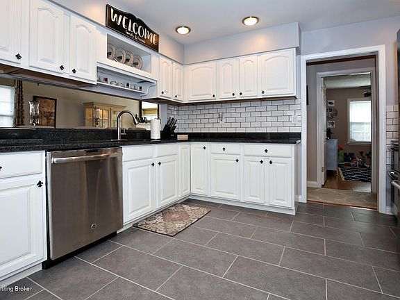 Mount Vernon Kitchen