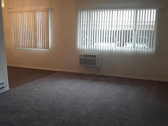 3rd image of 1834 S Bentley Ave APT 102